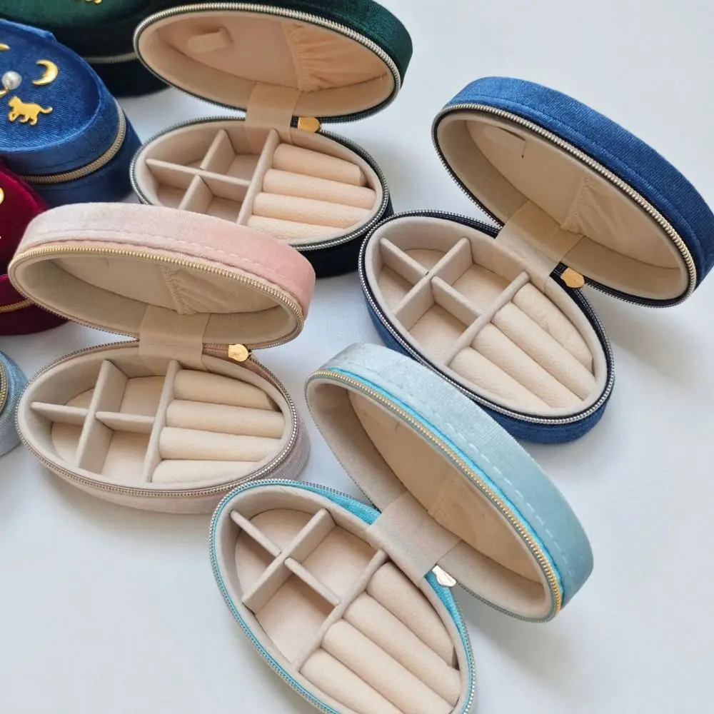 Creative Moon Star Jewelry Storage Box Mini Pearl Keychain Finger Ring Box Dustproof Velvet Bracelet Carrying Case Travel
Creative Moon Star Jewelry Storage Box Mini Pearl Keychain Finger Ring Box Dustproof Velvet Bracelet Carrying Case Travel