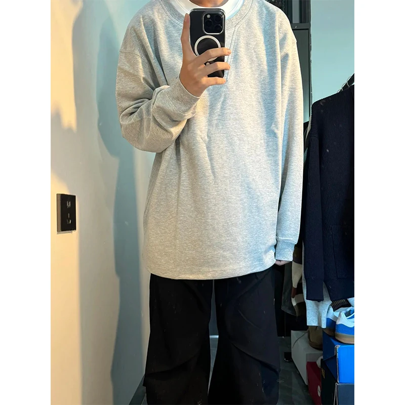 Мужская толстовка с V-образным вырезом, весенне-осенняя, с длинными рукавами, в стиле ретро, американский стиль, повседневная, свободного кроя, не требует глажки.
Мужская толстовка с V-образным вырезом, весенне-осенняя, с длинными рукавами, в стиле ретро, американский стиль, повседневная, свободного кроя, не требует глажки.