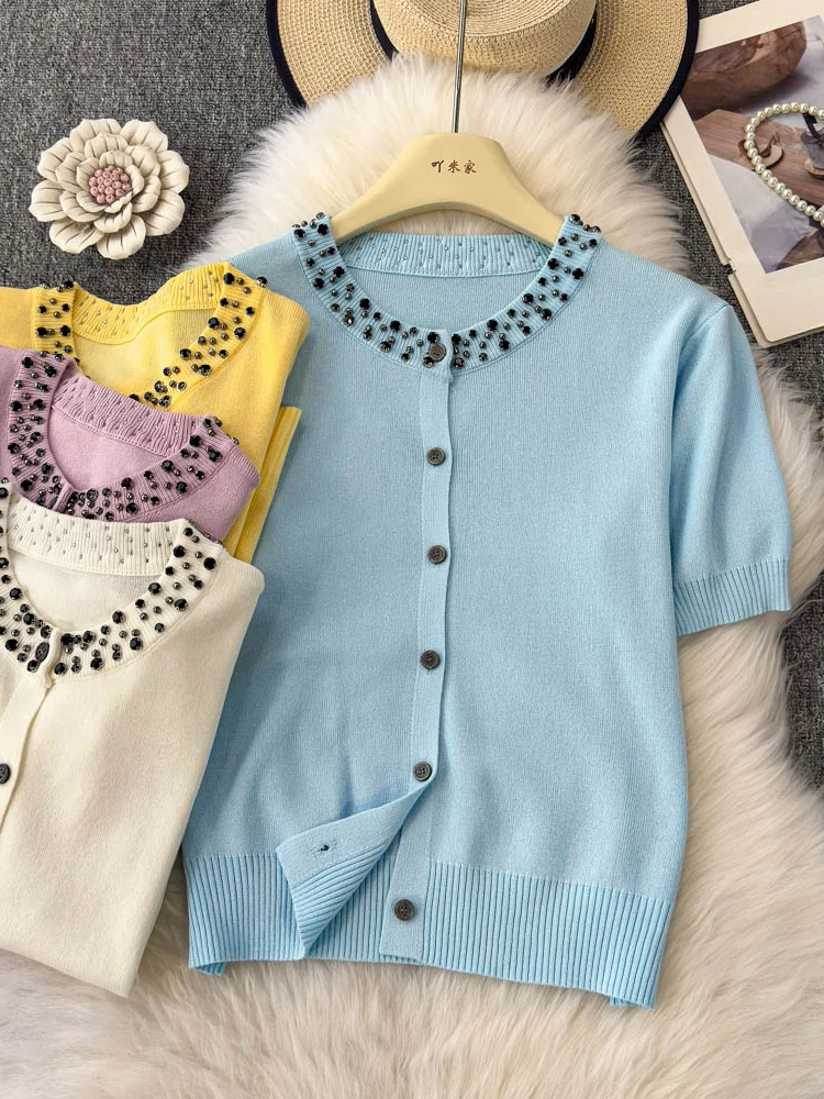 Chic Fashion Diamond Beaded Short-sleeved T-shirt Women's Summer 2025 New Slim-fit Thin Knitted Cardigan Cropped Tops Streetwear
Chic Fashion Diamond Beaded Short-sleeved T-shirt Women's Summer 2025 New Slim-fit Thin Knitted Cardigan Cropped Tops Streetwear
