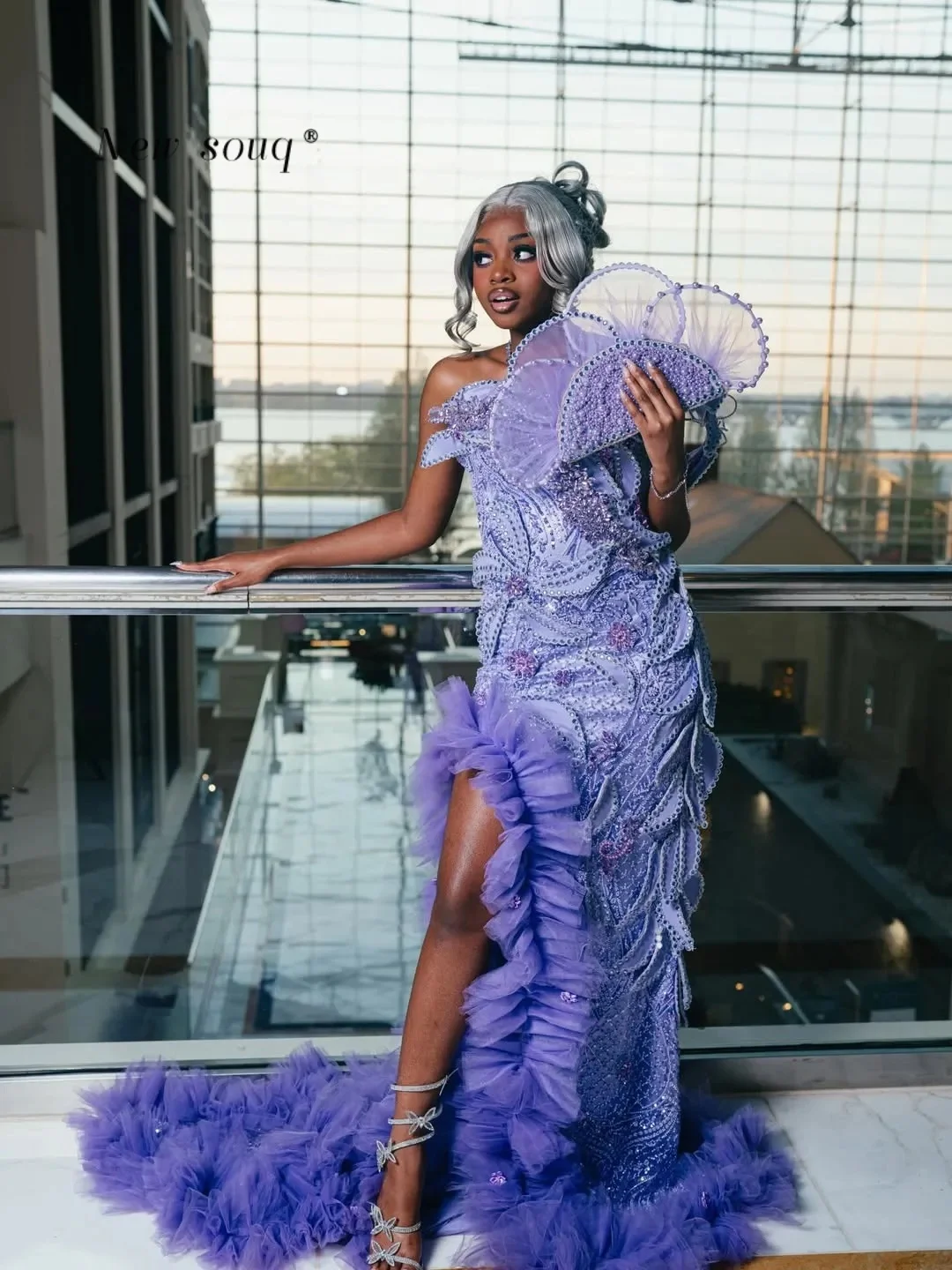 Длинные вечерние платья Aso Ebi лавандового цвета 2026 с рюшами, сексуальные, с высоким разрезом, для вечеринок, с кристаллами, на одно плечо, на заказ
Длинные вечерние платья Aso Ebi лавандового цвета 2026 с рюшами, сексуальные, с высоким разрезом, для вечеринок, с кристаллами, на одно плечо, на заказ