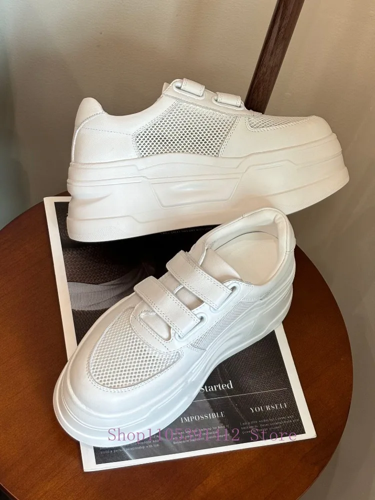Fashion Women Chunky Sneakers Genuine Leather Mesh 7cm Thick Sole Height-Boosting Hook Loop Casual Breathable White Shoes
Fashion Women Chunky Sneakers Genuine Leather Mesh 7cm Thick Sole Height-Boosting Hook Loop Casual Breathable White Shoes