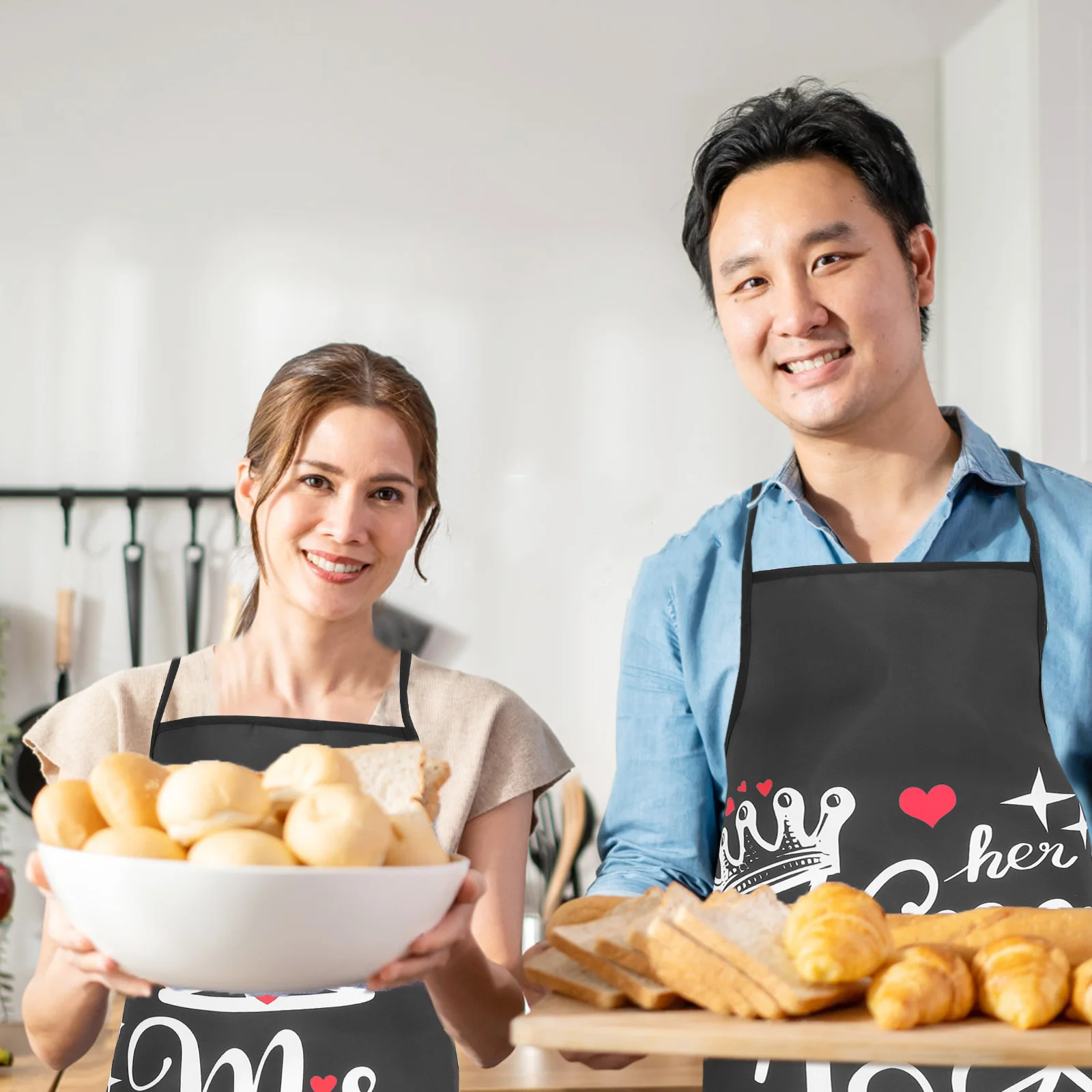 1Pair Valentines Letter Print Apron Set Couple Stylish Crown Design Adjustable Size Multi Use Cooking Bbq Party
1Pair Valentines Letter Print Apron Set Couple Stylish Crown Design Adjustable Size Multi Use Cooking Bbq Party