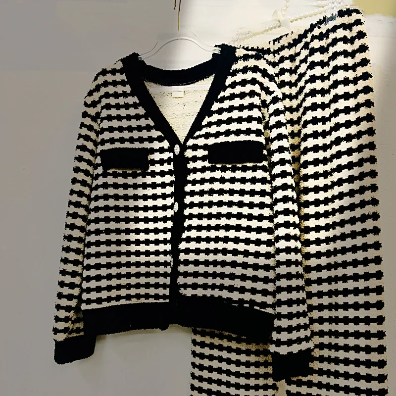 Pajama Sets Light Blue Women Linen Minimalist Sleeveless Holiday Cool Ankle Length Spring Plain Simple Vintage Classic Adult Ins
Pajama Sets Light Blue Women Linen Minimalist Sleeveless Holiday Cool Ankle Length Spring Plain Simple Vintage Classic Adult Ins