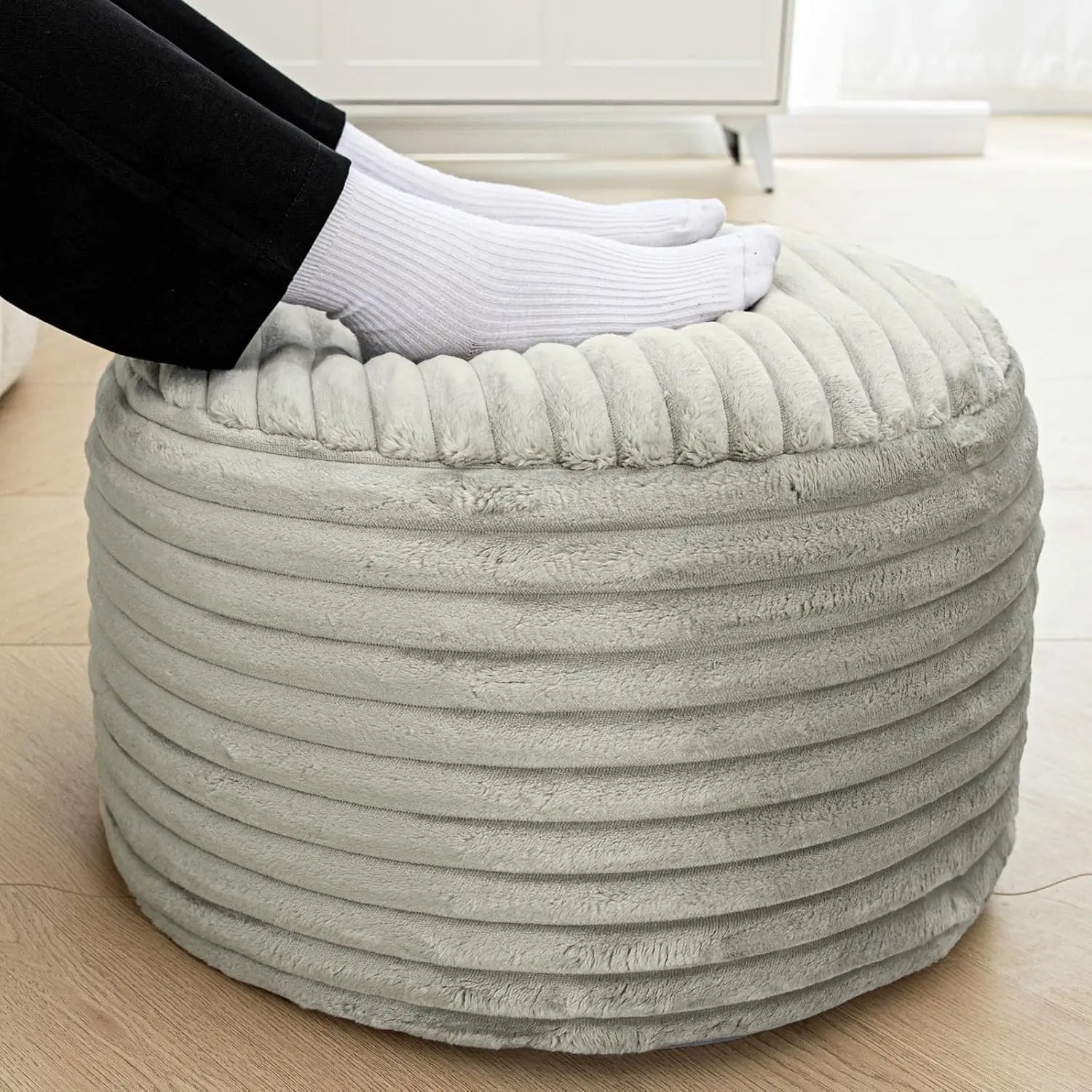 Round Modern Foam Filled Stuffed Pouf Ottoman 20X20X12 Hes Ottoman Foot Rest Under Desk Foot Stool Great For Living Room
Round Modern Foam Filled Stuffed Pouf Ottoman 20X20X12 Hes Ottoman Foot Rest Under Desk Foot Stool Great For Living Room