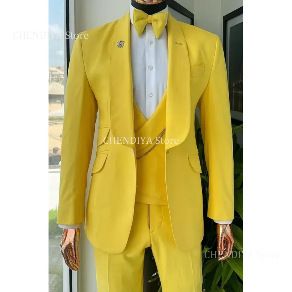 Chic Yellow Men Suits Slim Solid Color Fashion Shawl Lapel One Button Tuxedo Prom Party Wedding Groom Elegant Handsome 3 Piece
Chic Yellow Men Suits Slim Solid Color Fashion Shawl Lapel One Button Tuxedo Prom Party Wedding Groom Elegant Handsome 3 Piece