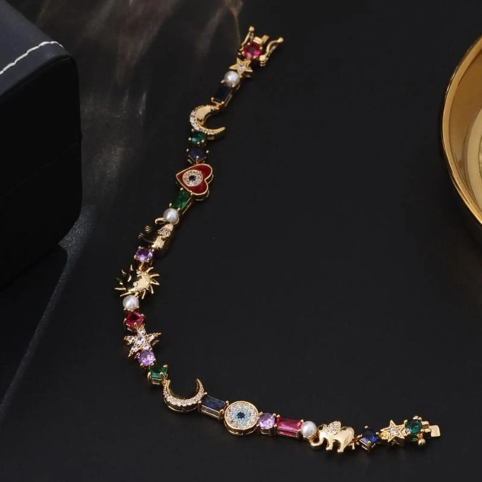 Women Bracelet Jewelry Gift Versatile Portable Vintage Fashion Charming Link
Women Bracelet Jewelry Gift Versatile Portable Vintage Fashion Charming Link