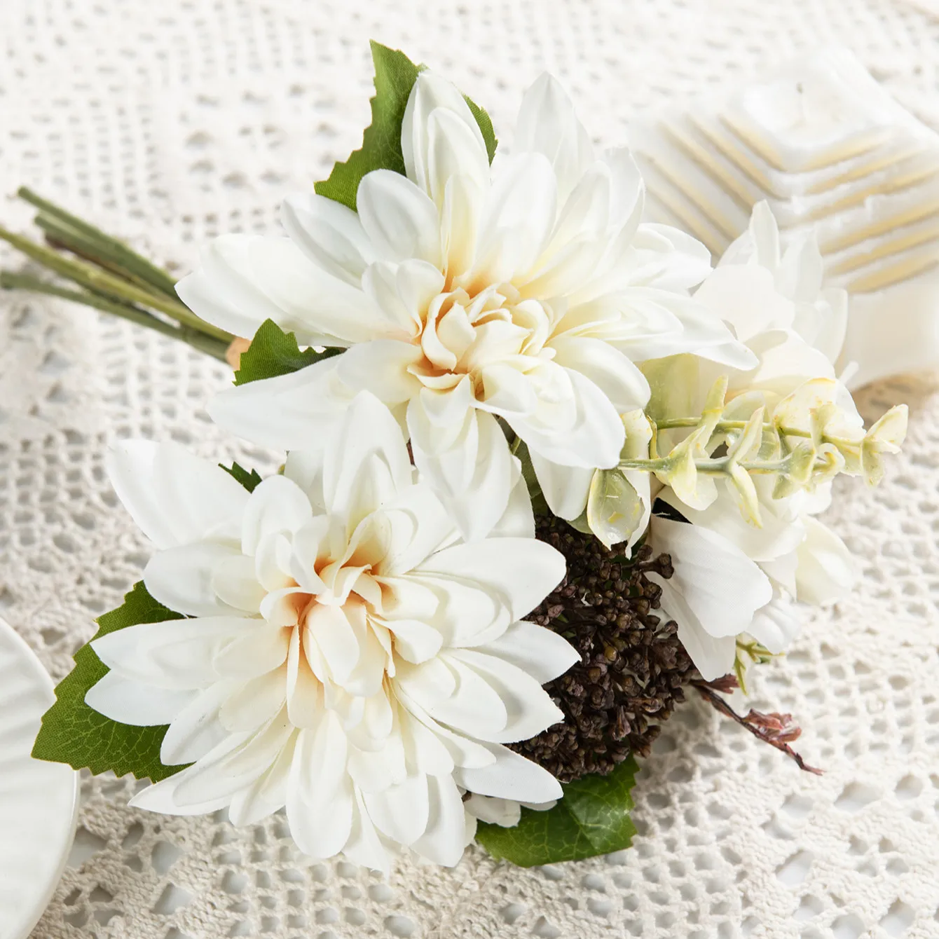 Artificial Flowers Silk dahlia chrysanthemum outdoors Wedding bridal bouquet Home garden Christmas Diy gift Decoration Hot sales
Artificial Flowers Silk dahlia chrysanthemum outdoors Wedding bridal bouquet Home garden Christmas Diy gift Decoration Hot sales