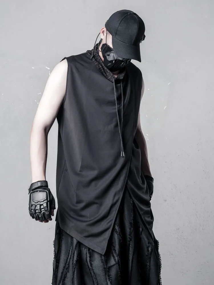 Dark Yamamoto Style Slant-Cut Bottom Split Vest Men's Trendy Niche Personality Lightweight Stand Collar Neutral Sleeveless
Dark Yamamoto Style Slant-Cut Bottom Split Vest Men's Trendy Niche Personality Lightweight Stand Collar Neutral Sleeveless