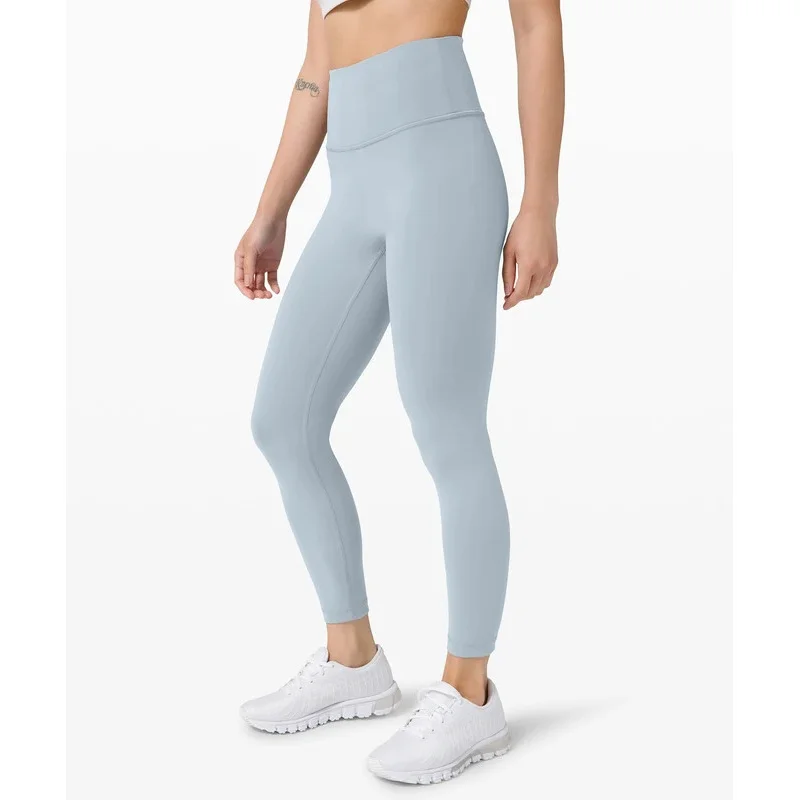 2026 Yoga clothes with high elasticity, no awkward lines, cropped pants, quick drying, women's hip lifting, tight pants
2026 Yoga clothes with high elasticity, no awkward lines, cropped pants, quick drying, women's hip lifting, tight pants