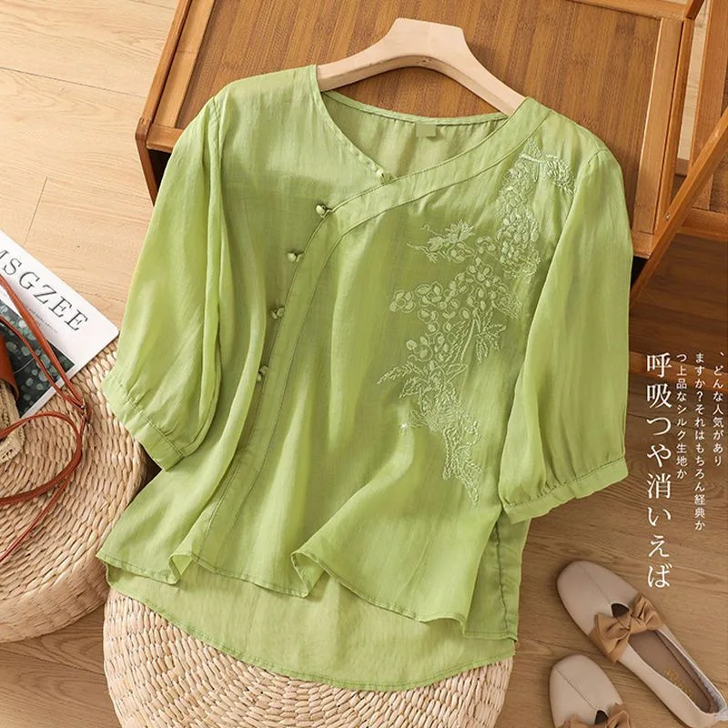 2025 summer women's green stylish short-sleeved linen shirt, slimming and belly-covering loose large size buttoned linen top
2025 summer women's green stylish short-sleeved linen shirt, slimming and belly-covering loose large size buttoned linen top
