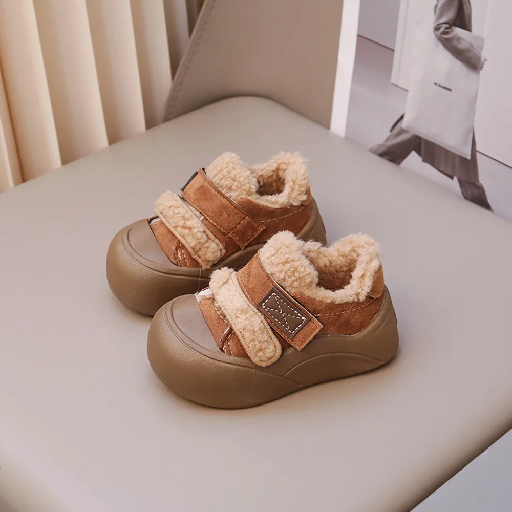 Baby Snow Boots Winter Boots Children’s Fleece-Lined Cotton Shoes KIDS Leather Shoes Baby Cotton Shoes Warm Non-Slip CasualShoes
Baby Snow Boots Winter Boots Children’s Fleece-Lined Cotton Shoes KIDS Leather Shoes Baby Cotton Shoes Warm Non-Slip CasualShoes