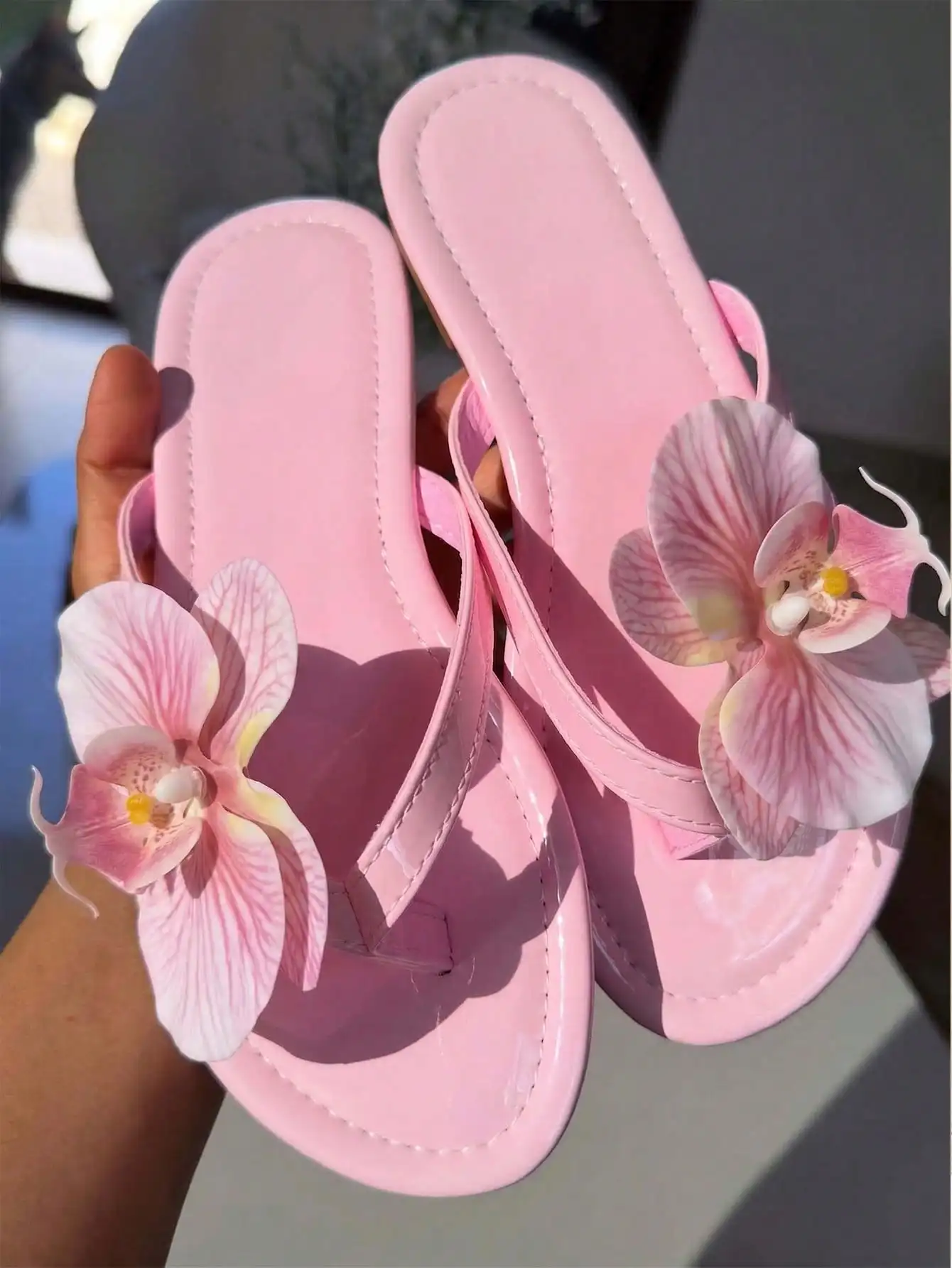 planare New Fashion Casual Slip-On Round Toe Strap Flat Sandals With 3D Floral Design For Women, Summer Beach Essential (Flower Direction Random), Beach Sandals, Cute Shoes, Women's Holiday Sandals, Women's Beach Sandals, Cute Sandals, Flip Flops, Comfort
planare New Fashion Casual Slip-On Round Toe Strap Flat Sandals With 3D Floral Design For Women, Summer Beach Essential (Flower Direction Random), Beach Sandals, Cute Shoes, Women's Holiday Sandals, Women's Beach Sandals, Cute Sandals, Flip Flops, Comfort