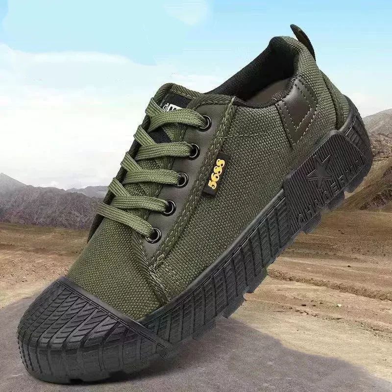 Anti slip, wear-resistant, odor proof, breathable canvas shoes for labor protection, large-sized flat bottomed men's shoes
Anti slip, wear-resistant, odor proof, breathable canvas shoes for labor protection, large-sized flat bottomed men's shoes