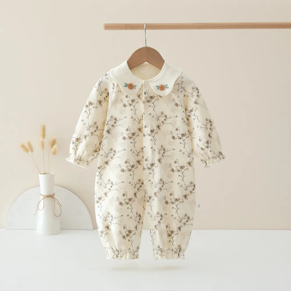 Spring and Autumn Baby Pure Cotton Velvet Jumpsuit with Plant Pattern Printed Baby Girl Clothing High Quality Baby Girl Clothing
Spring and Autumn Baby Pure Cotton Velvet Jumpsuit with Plant Pattern Printed Baby Girl Clothing High Quality Baby Girl Clothing