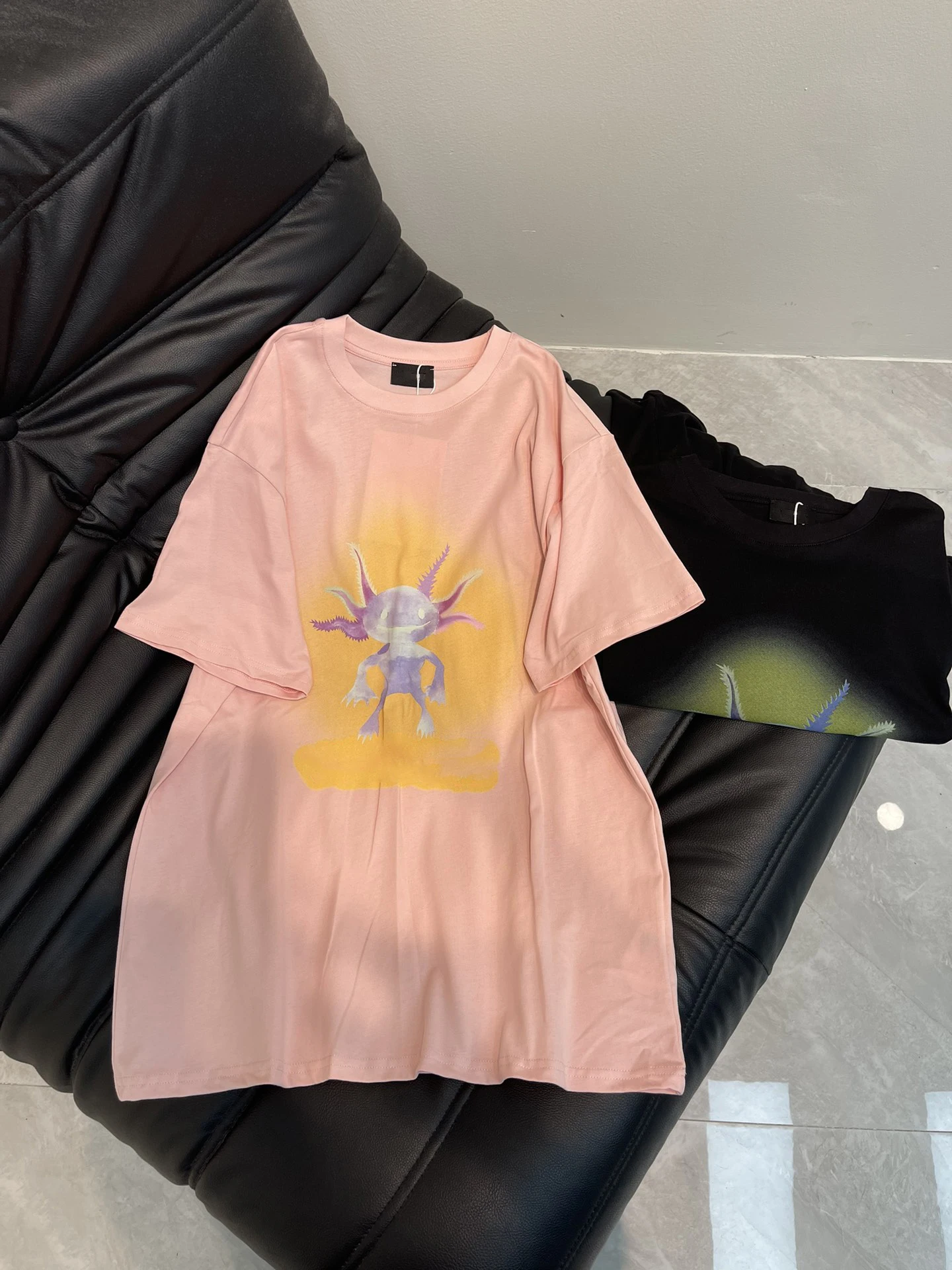 2025 New Men Women T Shirt Pullover Oversize Korean version Cartoon Printed T-Shirt Casual Short Sleeve Couples T-Shirt
2025 New Men Women T Shirt Pullover Oversize Korean version Cartoon Printed T-Shirt Casual Short Sleeve Couples T-Shirt