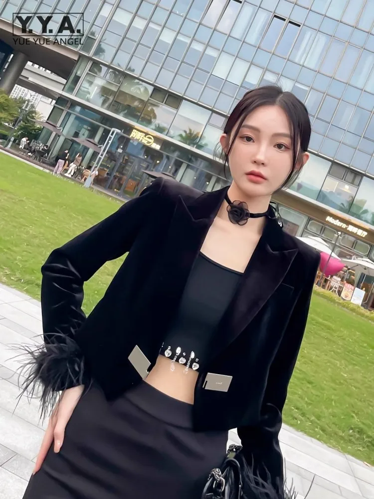 Designer Office Ladies Elegant Fashion Velvet Blazers High Waist Single Button Spring Long Sleeve Women Black Short Suit Jacket
Designer Office Ladies Elegant Fashion Velvet Blazers High Waist Single Button Spring Long Sleeve Women Black Short Suit Jacket