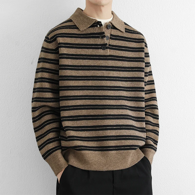 Autumn Retro Colorblock Striped Polo Collar Knitwear For Men Korean Fashion Long Sleeve Knitted Pullovers Fleece Y2K Sweaters
Autumn Retro Colorblock Striped Polo Collar Knitwear For Men Korean Fashion Long Sleeve Knitted Pullovers Fleece Y2K Sweaters