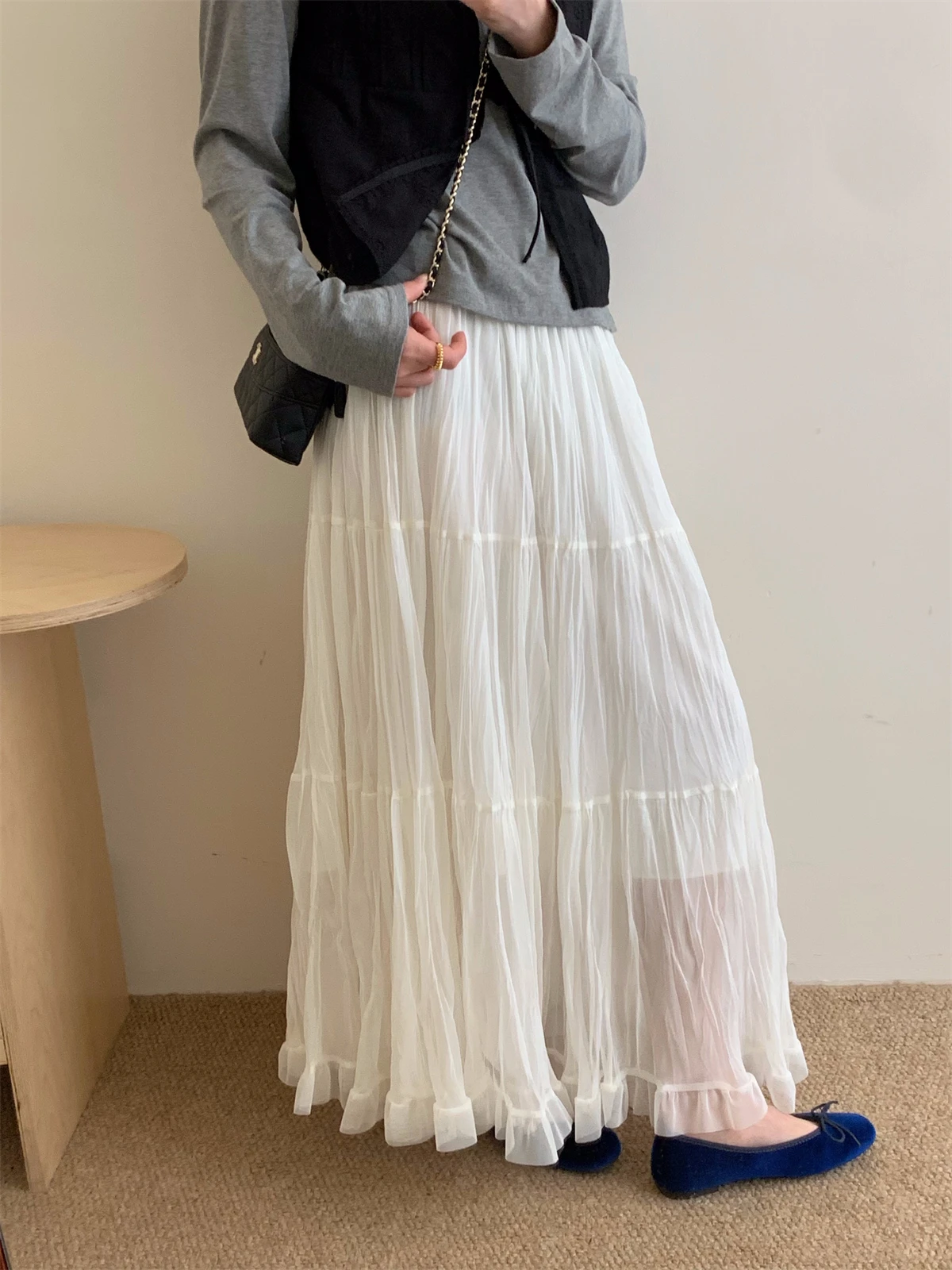 Korean Gentle Pleated Chiffon Half Skirt Women's Spring New Style Slimming Umbrella Skirt A-Line Mesh Long Skirt
Korean Gentle Pleated Chiffon Half Skirt Women's Spring New Style Slimming Umbrella Skirt A-Line Mesh Long Skirt