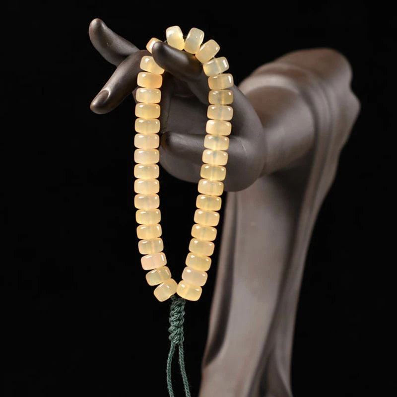 Tibetan Jade-like Small Flower Yak Horn Bead Bracelet, 108 Medicine Pills, Handheld Care Men and Women
Tibetan Jade-like Small Flower Yak Horn Bead Bracelet, 108 Medicine Pills, Handheld Care Men and Women