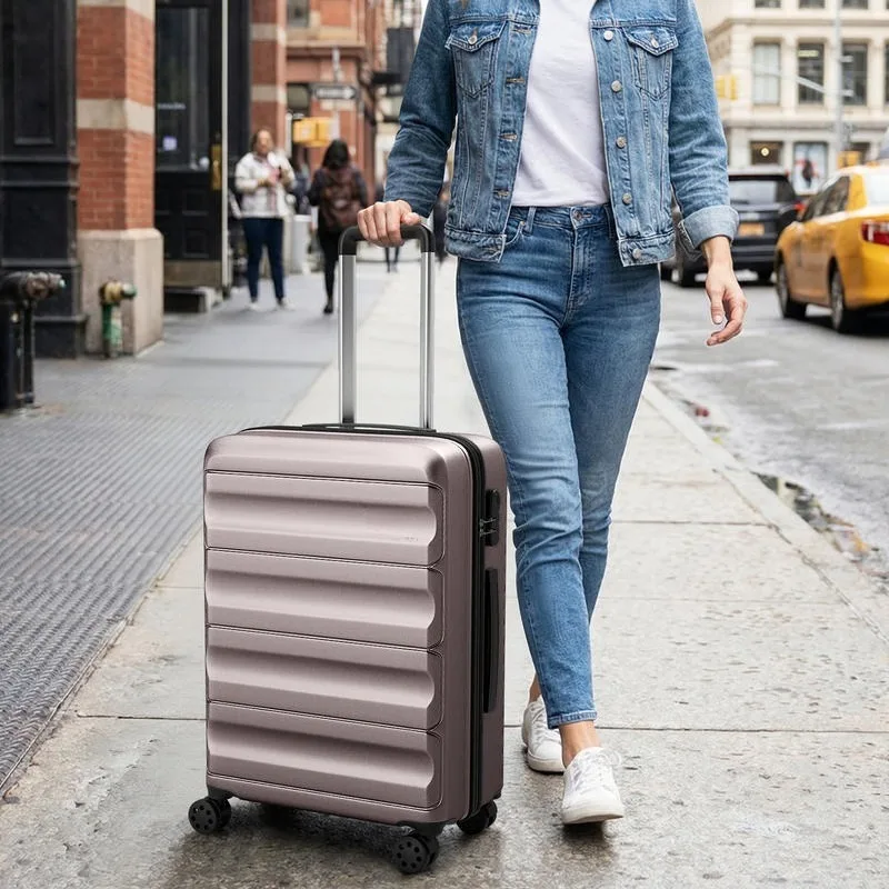 3-Piece Hardside Luggage Set 20/24/28 Inch Lightweight Hardside Suitcases-Pink
3-Piece Hardside Luggage Set 20/24/28 Inch Lightweight Hardside Suitcases-Pink