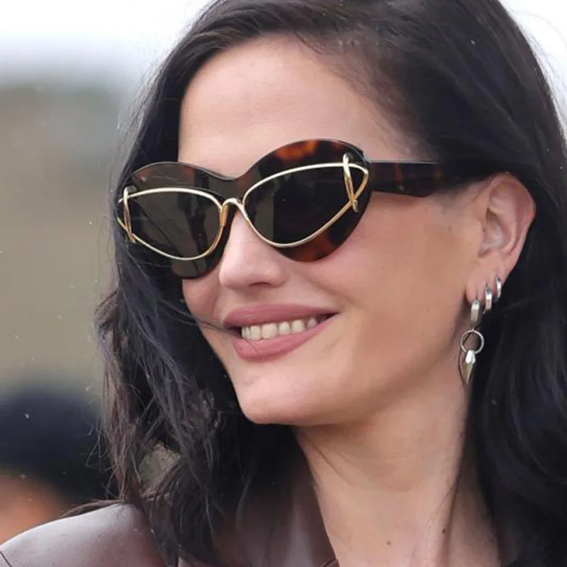 2024 Cat Eye Big Frame Sunglasses New Fashion Women Sunglasses Ins Popular Hip-hop Cool Girls Sunglasses
2024 Cat Eye Big Frame Sunglasses New Fashion Women Sunglasses Ins Popular Hip-hop Cool Girls Sunglasses