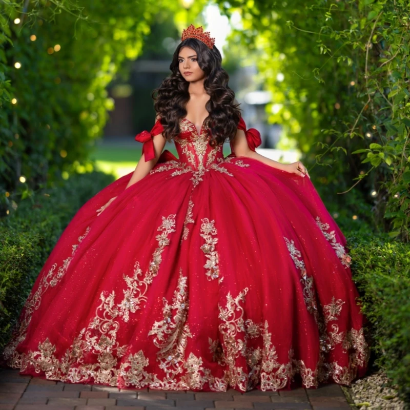 Red Shiny Quinceanera Dresses Off The Shoulder Applique Lace Beading Crystal Bow Tull Ball Gown Vestidos De 15 Anos Sweet 16
Red Shiny Quinceanera Dresses Off The Shoulder Applique Lace Beading Crystal Bow Tull Ball Gown Vestidos De 15 Anos Sweet 16