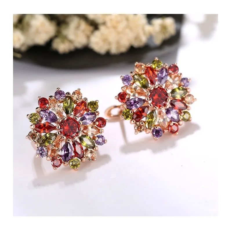 New Ethnic Style Earrings, Fringed Copper Earrings, Electroplated Zircon Earrings.
New Ethnic Style Earrings, Fringed Copper Earrings, Electroplated Zircon Earrings.