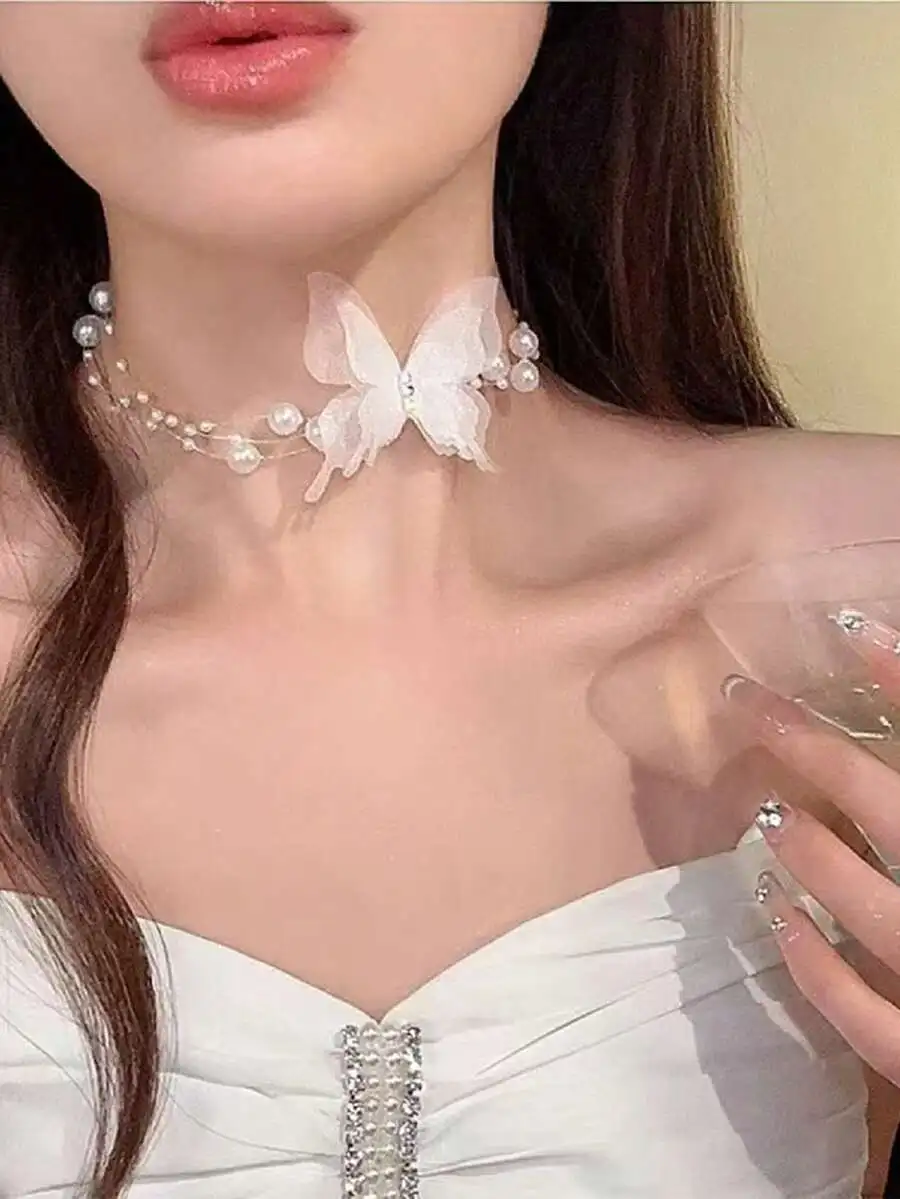 Elegant Butterfly Choker Necklace With Faux Pearls Beaded Design For Women
Elegant Butterfly Choker Necklace With Faux Pearls Beaded Design For Women