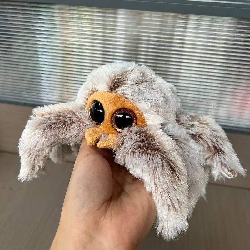 Плюшевая кукла-паук на Хэллоуин с подвижными ножками, милая имитация насекомых, мягкая игрушка из полипропилена, хлопок, декор, подарок
Плюшевая кукла-паук на Хэллоуин с подвижными ножками, милая имитация насекомых, мягкая игрушка из полипропилена, хлопок, декор, подарок