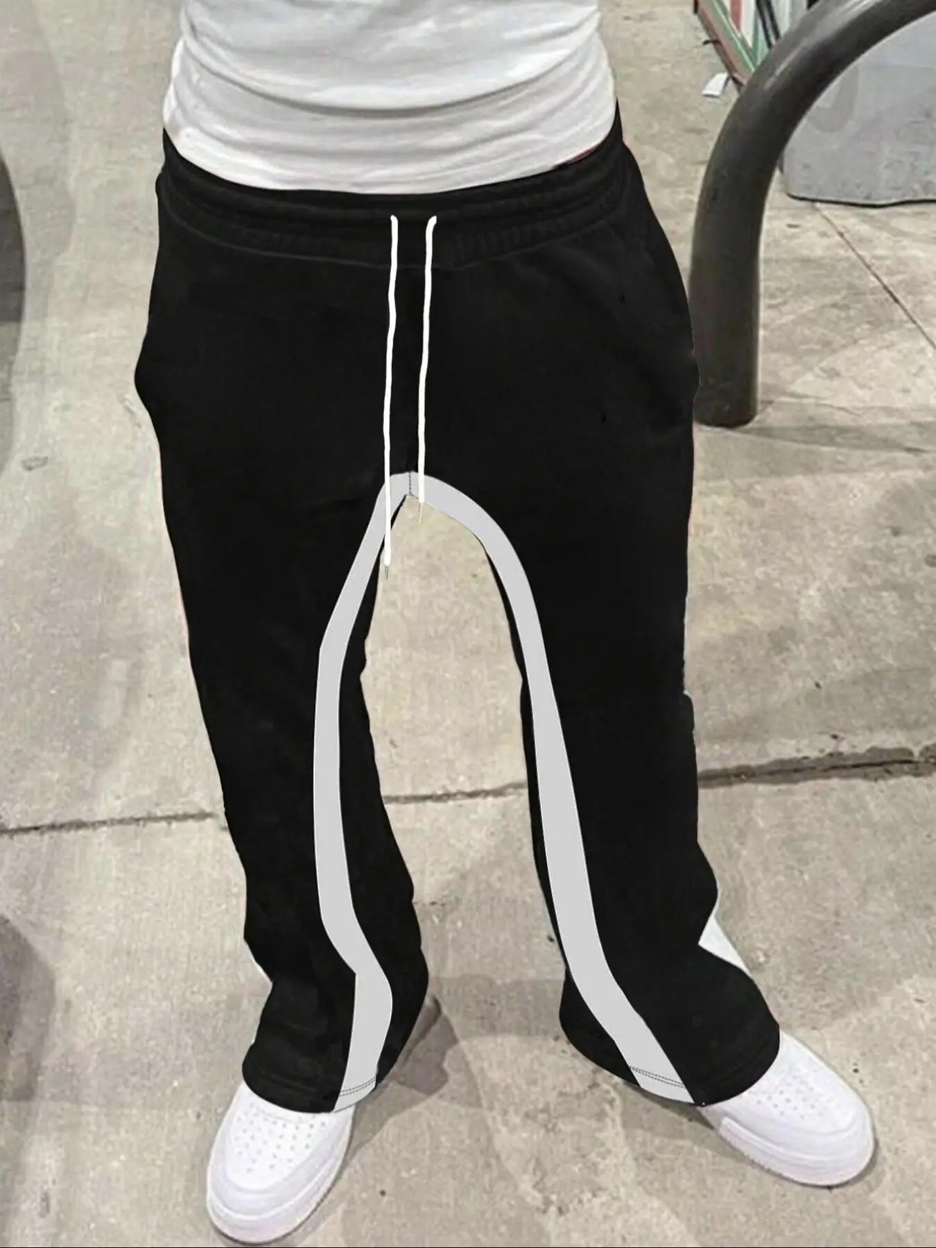 Men's printed drawstring waist micro flared pants regular edition casual pocket pants
Men's printed drawstring waist micro flared pants regular edition casual pocket pants
