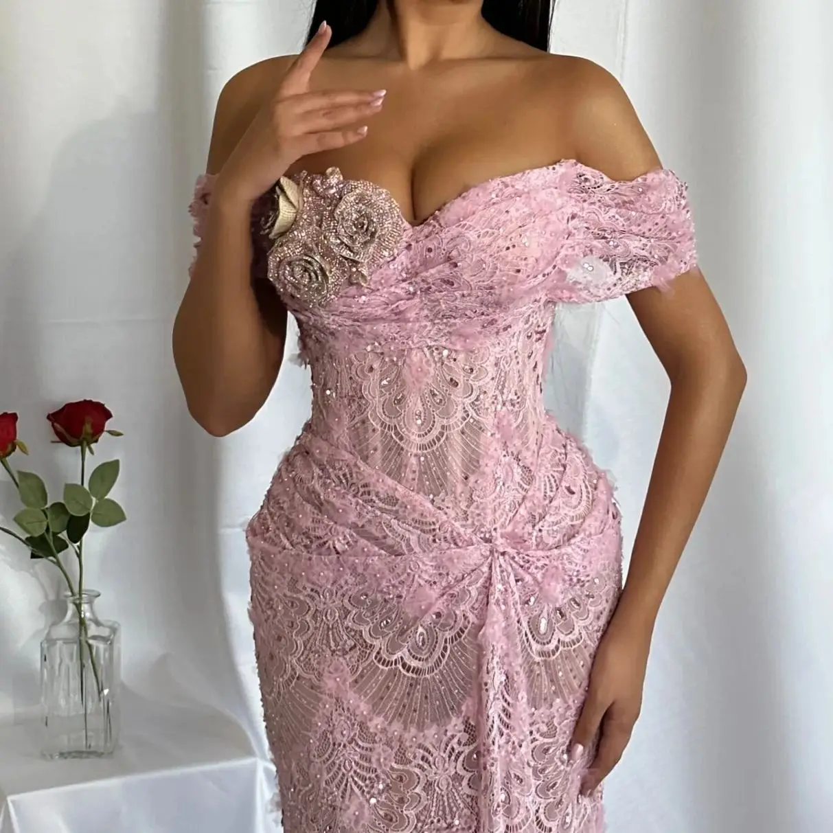 FATAPAESE Customzied Soft Lace and a Flowery Detail on the Illusion Bust French Floral Lace Off shoulder Bridal Gown Prom Dress
FATAPAESE Customzied Soft Lace and a Flowery Detail on the Illusion Bust French Floral Lace Off shoulder Bridal Gown Prom Dress