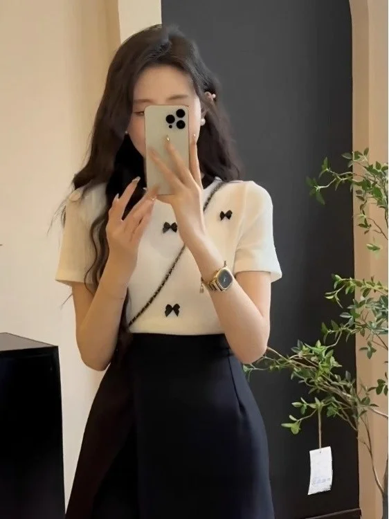 Fashionable Knot Short Sleeve T-Shirt Women's Summer New Style Versatile Bubble Sleeve Top Elegant Polyester Fiber
Fashionable Knot Short Sleeve T-Shirt Women's Summer New Style Versatile Bubble Sleeve Top Elegant Polyester Fiber