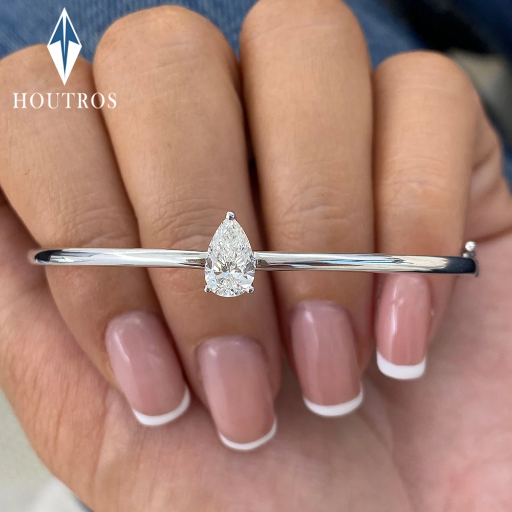1Carat Pear Cut Moissanite Bangle for Women 100% 925 Sterling Silver Teardrop Solitaire Diamond Bracelet Party Wedding Jewelry
1Carat Pear Cut Moissanite Bangle for Women 100% 925 Sterling Silver Teardrop Solitaire Diamond Bracelet Party Wedding Jewelry