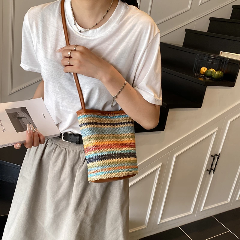 Fashionable Trendy Design Messenger Bag For Women With Solid Color And High-End Minimalist Leisure Look
Fashionable Trendy Design Messenger Bag For Women With Solid Color And High-End Minimalist Leisure Look