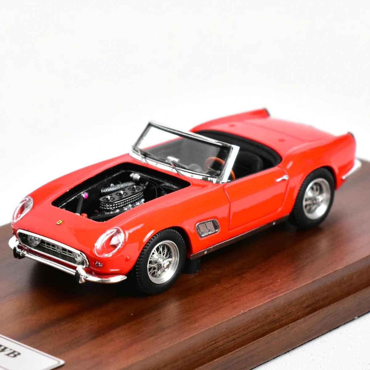 YM 1:64 Souvenir 250 GT California Spider Display Resin Diecast Model Car
YM 1:64 Souvenir 250 GT California Spider Display Resin Diecast Model Car