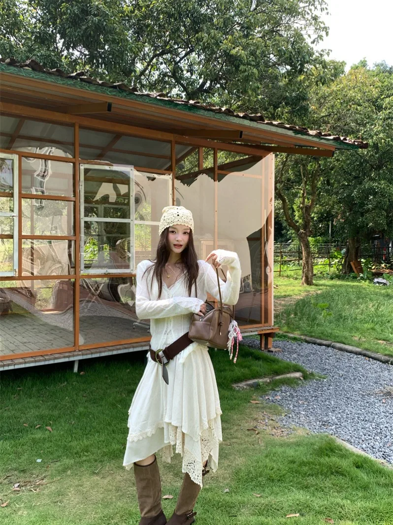 Вязаный кружевной комплект с V-образным вырезом: женский осенний наряд, асимметричный открытый кардиган, модный праздничный стиль для девушек
Вязаный кружевной комплект с V-образным вырезом: женский осенний наряд, асимметричный открытый кардиган, модный праздничный стиль для девушек