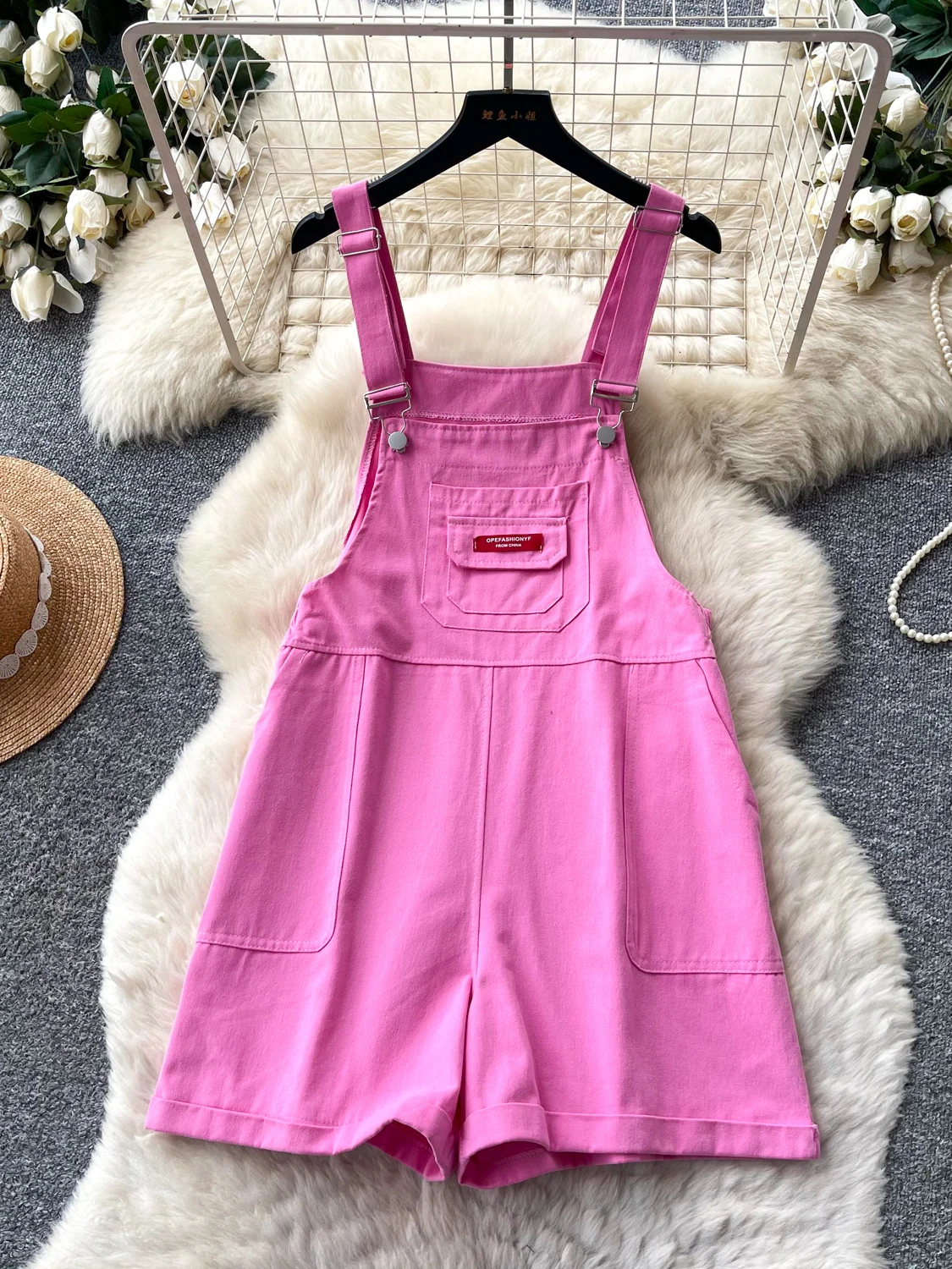 Dopamine Pink Sweet Strap Shorts Women's Summer High Waist Straight Cut Petite Versatile Casual Temper Pants
Dopamine Pink Sweet Strap Shorts Women's Summer High Waist Straight Cut Petite Versatile Casual Temper Pants
