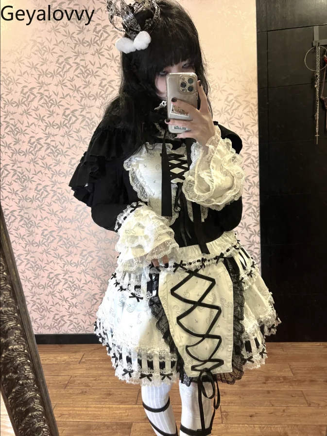 Japanese Original Strap Striped Lace Short Skirt Summer New Sweet and Cute Girl Versatile Subculture SK Tutu Mini Skirts
Japanese Original Strap Striped Lace Short Skirt Summer New Sweet and Cute Girl Versatile Subculture SK Tutu Mini Skirts