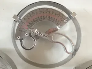 Латунная линейка для изготовления больших крышек Линейка для взрослых Линейка для измерения обхватов крышки
Латунная линейка для изготовления больших крышек Линейка для взрослых Линейка для измерения обхватов крышки