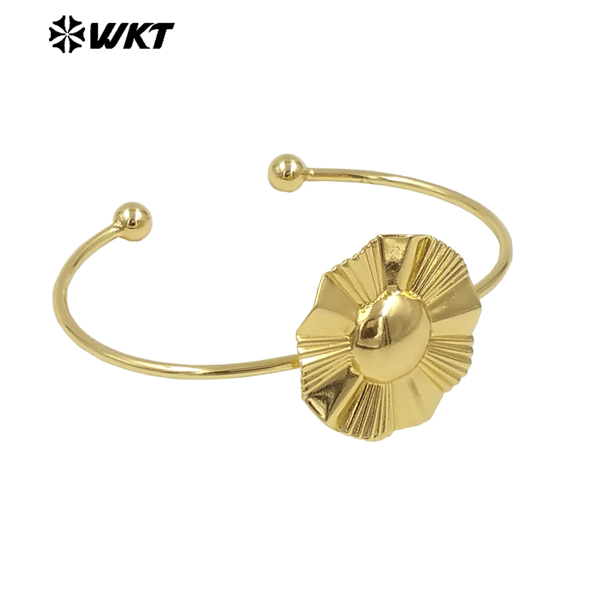 WT-B686 New Style Beautiful Minority Popular Bangle With 18k Real Gold Plated For Girls Daily Decoration
WT-B686 New Style Beautiful Minority Popular Bangle With 18k Real Gold Plated For Girls Daily Decoration