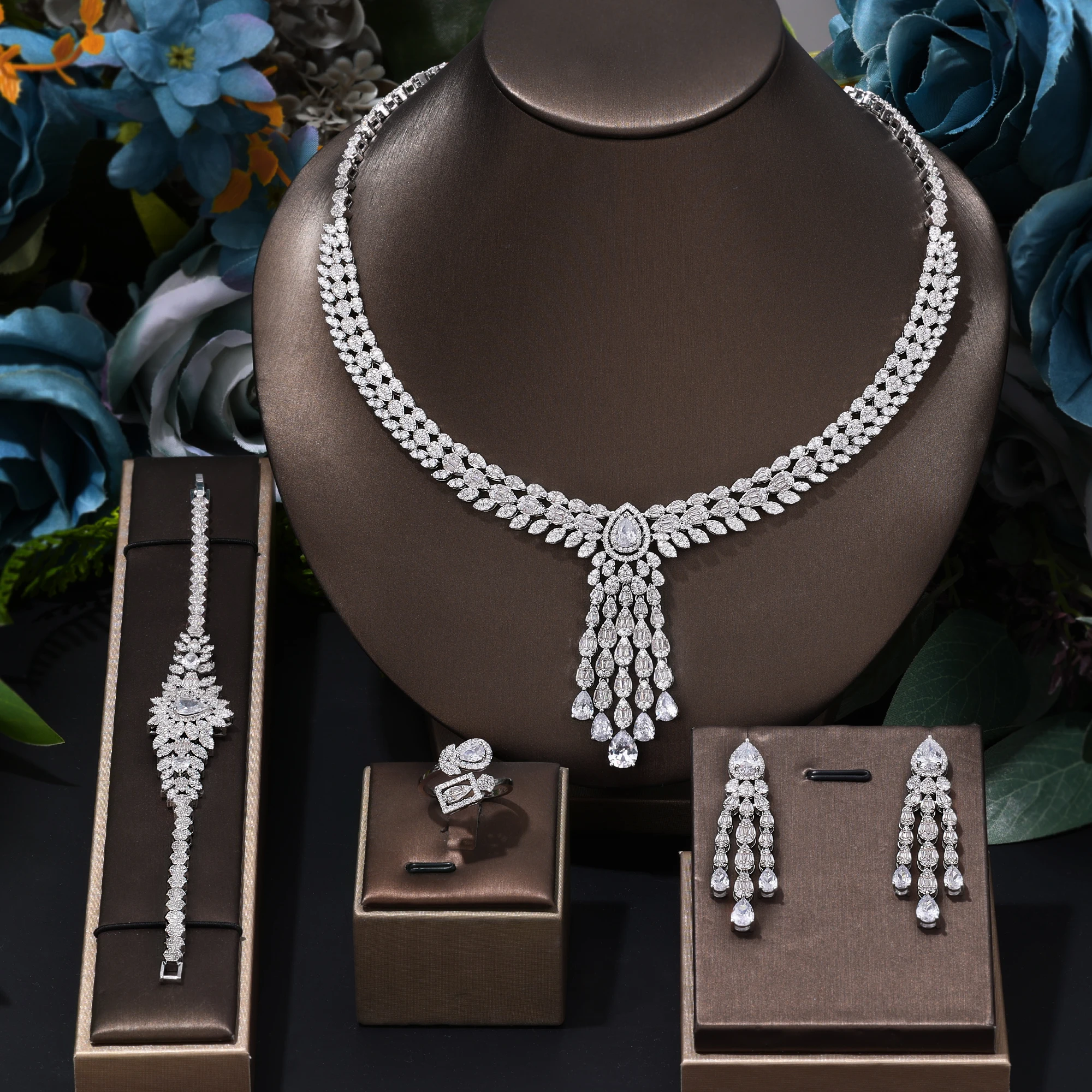 Nigeria Bridal Zirconia For Women Party Luxury Dubai Necklace Bracelet Earringa Rings CZ Crystal Wedding Jewelry Sets
Nigeria Bridal Zirconia For Women Party Luxury Dubai Necklace Bracelet Earringa Rings CZ Crystal Wedding Jewelry Sets