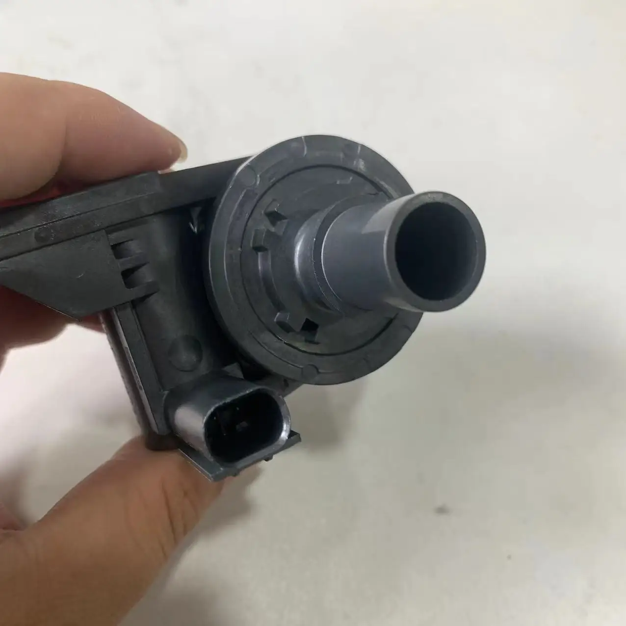 XMSJ-16671-24010 New Coolant Flow Control Valve 16671-F2010 For Toyota Corolla Cross UX200 2019-2023 Cooling Water Valve 1667124
XMSJ-16671-24010 New Coolant Flow Control Valve 16671-F2010 For Toyota Corolla Cross UX200 2019-2023 Cooling Water Valve 1667124