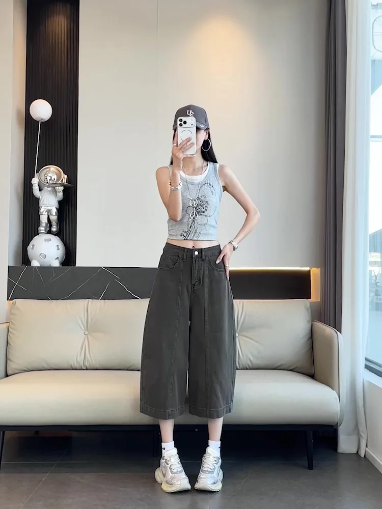 Retro Fashion Solid Color Casual Nine-point Wide-leg Jeans Women's Summer New High-waisted Loose Straight Versatile Casual Pants
Retro Fashion Solid Color Casual Nine-point Wide-leg Jeans Women's Summer New High-waisted Loose Straight Versatile Casual Pants