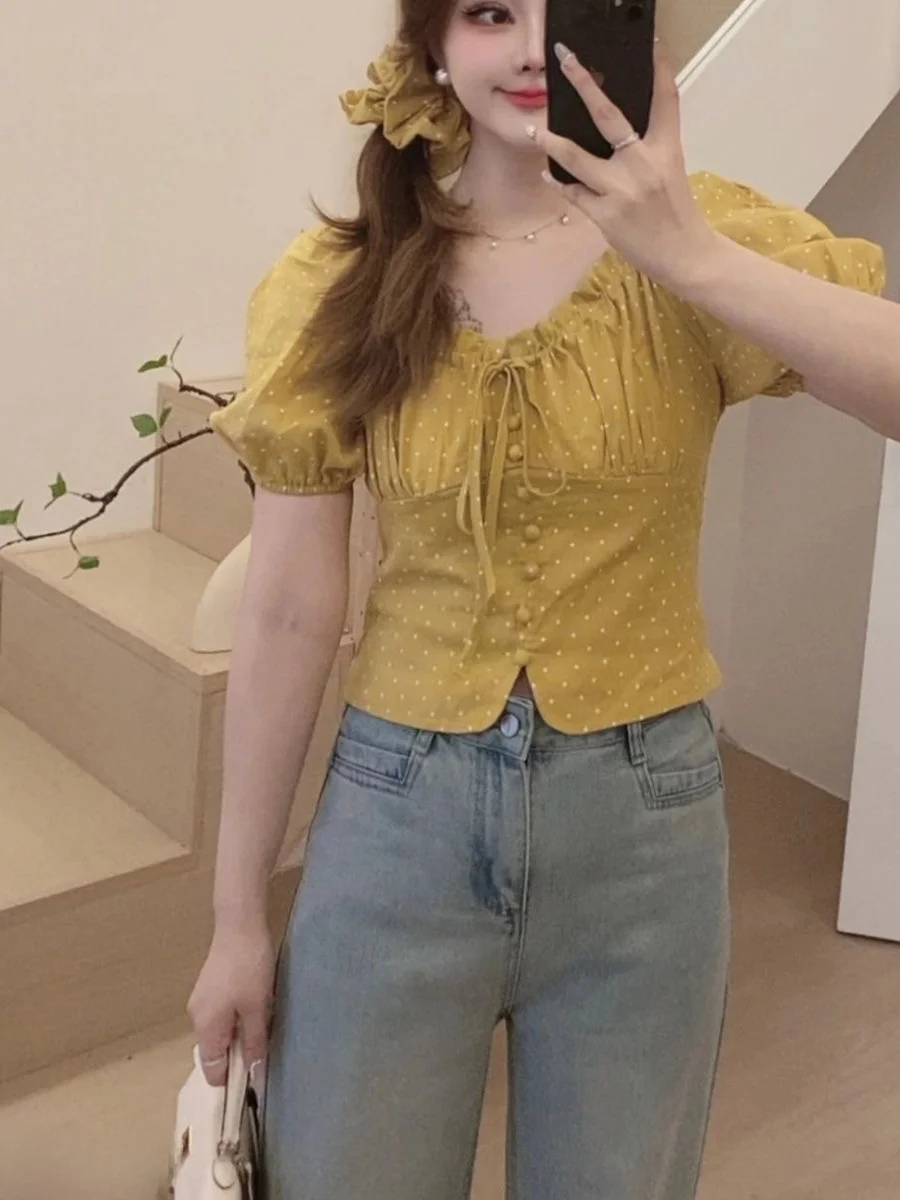 Sweet Bubble Sve ort irt Women's Faion Summer New Sle Slimming ort Design Square Collar irt Commute Sle
Sweet Bubble Sve ort irt Women's Faion Summer New Sle Slimming ort Design Square Collar irt Commute Sle