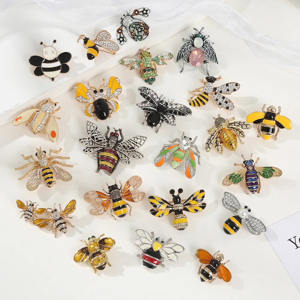 2024 Bee Pearl Brooch Insect Diamond-encrusted Niche Pin Women's Rhinestone Corsage High-end Clothing
2024 Bee Pearl Brooch Insect Diamond-encrusted Niche Pin Women's Rhinestone Corsage High-end Clothing