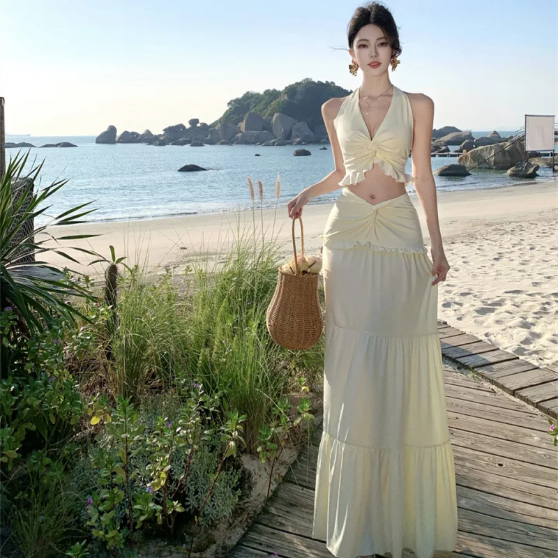Women's Summer Beach Dress with A V-neck Sexy Neckline, Backless Strap, Half-length Skirt, Vacation Two-piece Dress
Women's Summer Beach Dress with A V-neck Sexy Neckline, Backless Strap, Half-length Skirt, Vacation Two-piece Dress