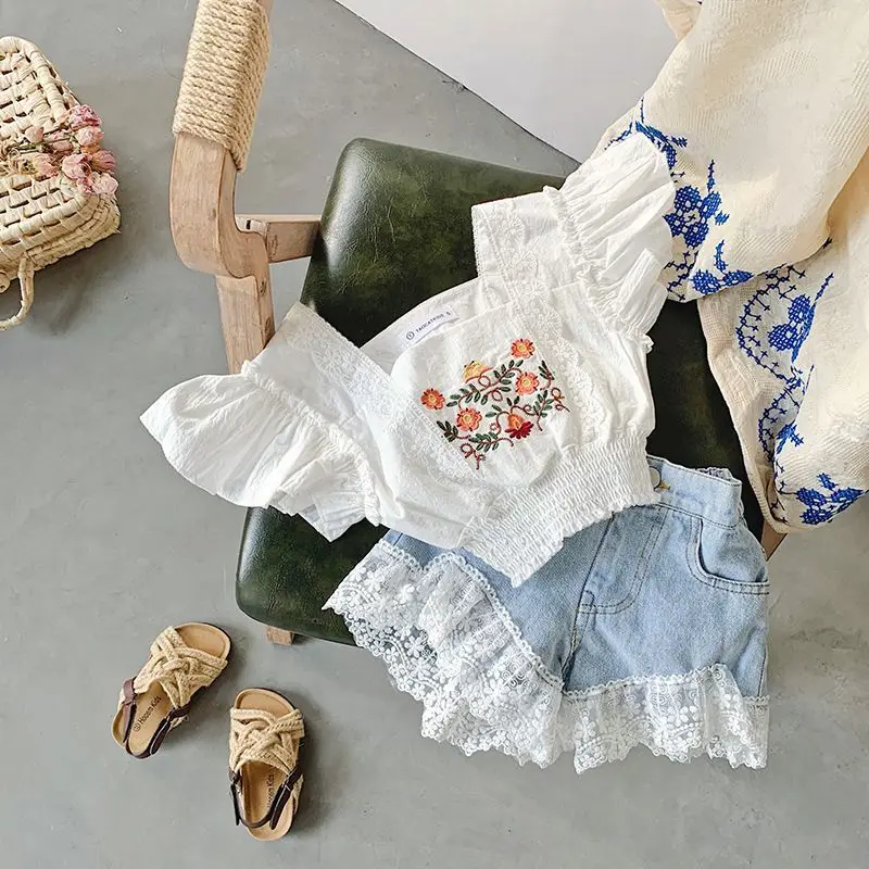 New Kids Clothes Set New Summer Girls Fashion Lace Blouse amp Denim Shorts Korean Style Toddlers Kids Casual Pants Jeans 2-7Y
New Kids Clothes Set New Summer Girls Fashion Lace Blouse amp Denim Shorts Korean Style Toddlers Kids Casual Pants Jeans 2-7Y