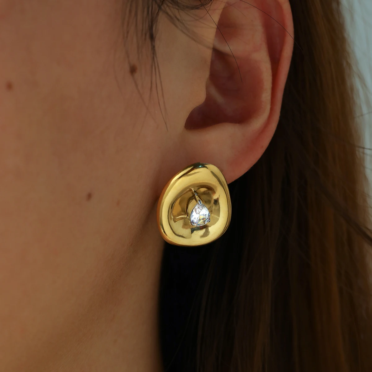 18K Gold Plated Stainless Steel Zircon Stud Earrings Geometric Metal Anti Fading Elegant Women's Earrings Birthday Party Jewelry
18K Gold Plated Stainless Steel Zircon Stud Earrings Geometric Metal Anti Fading Elegant Women's Earrings Birthday Party Jewelry