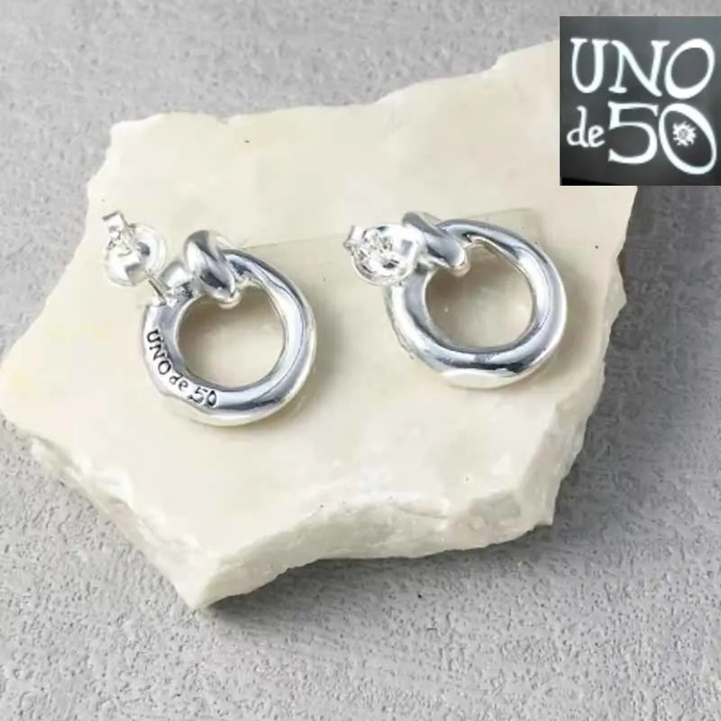 2024 Selling Exquisite High Quality UNO DE 50 Fashion Classic 925 Earrings Jewelry Romantic Holiday Gift
2024 Selling Exquisite High Quality UNO DE 50 Fashion Classic 925 Earrings Jewelry Romantic Holiday Gift