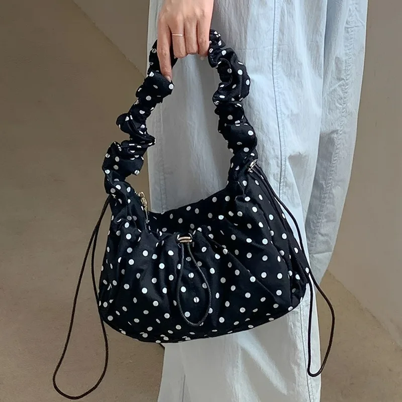 Womens Polka Dots Shoulder Bag Retro Cloud Crossbody Purse Adjustable Strap Fabric Handbag Casual Tote for Commuting Streetwear
Womens Polka Dots Shoulder Bag Retro Cloud Crossbody Purse Adjustable Strap Fabric Handbag Casual Tote for Commuting Streetwear